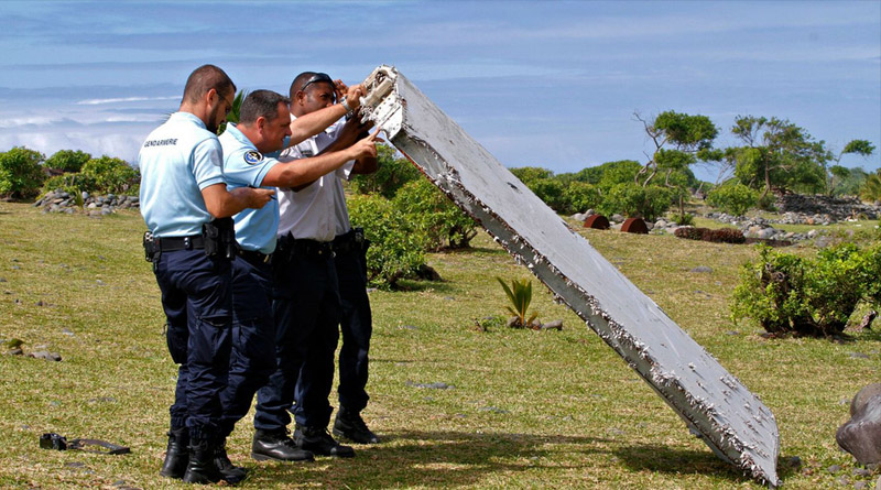 Malaysia Airlines Destroços encontrados costa africana