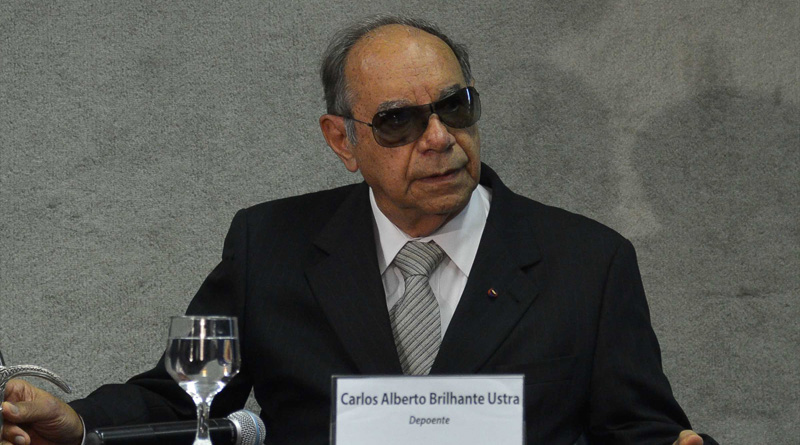 Bolsonaro vota homenagem torturador gera polêmica
