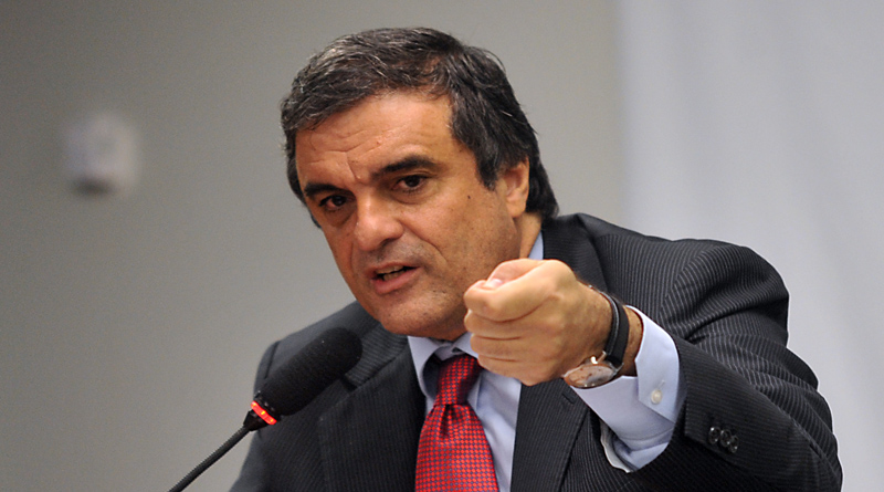 Ministro Cardozo questionar legalidade pedido impeachment