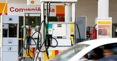 GDF sanciona lei sobre instalação posto combustível mercados