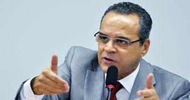 Henrique Eduardo Alves terceiro ministro gestão Temer deixar cargo