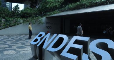 novas licitações infraestrutura BNDES menor fatia