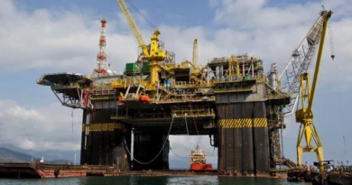Petrobrás frusta o país e não deve contruir Plataformas dentro do Brasil
